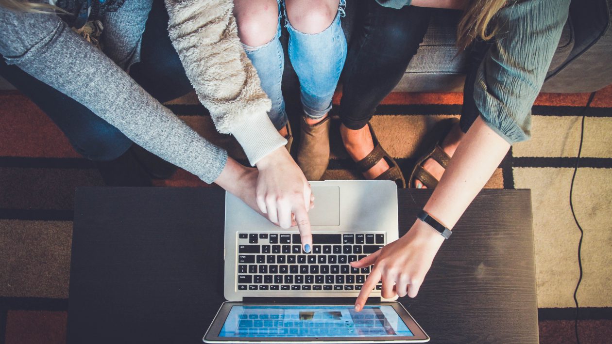 The Complete Guide to Launching an E-learning Platform